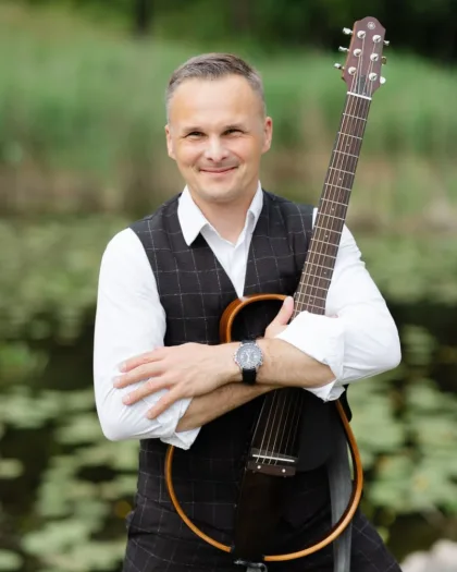 Giedrius Leškevičius su gitara
